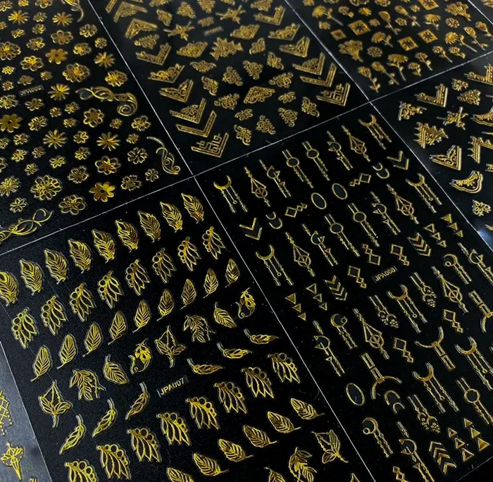 Set Golden Nail Decals 3D Sticky Flower Leaf Design DIY Decoration