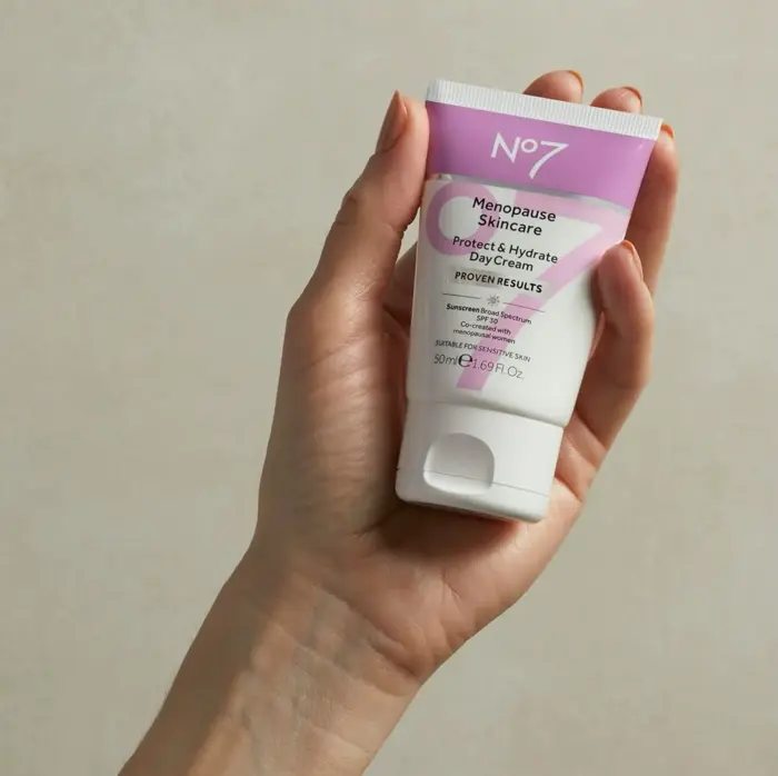 Hormonal Skincare Day Cream including Sun Protection 30 ,Green Tea