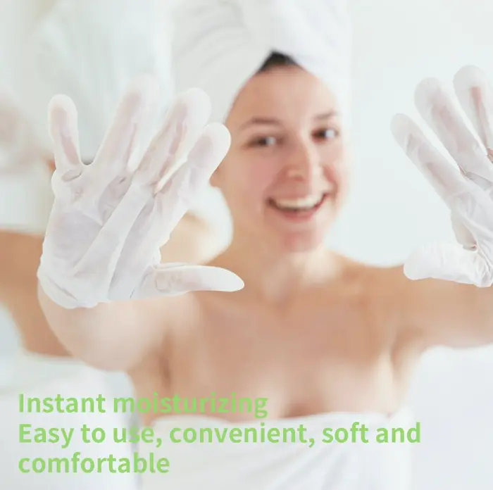 Hydrating Hand Mask including Shea Extract and Goat Milk