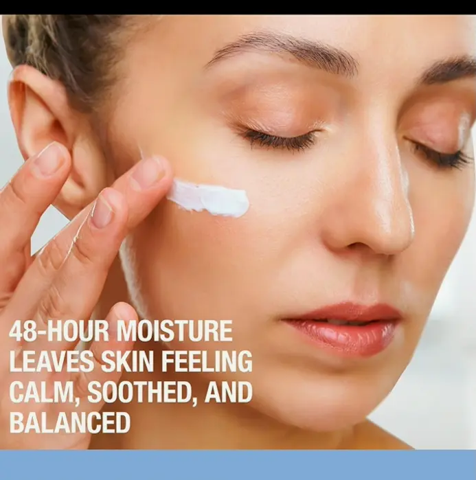 Neutrogena Unscented Day Moisturizer for Face with Vitamins